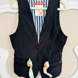 Scotch R'Belle Black Vest